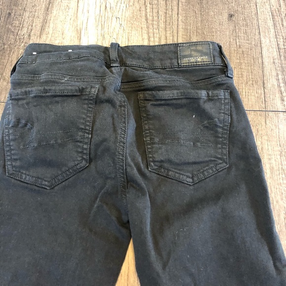 American Eagle Ripped Jeans - Picture 5 of 5